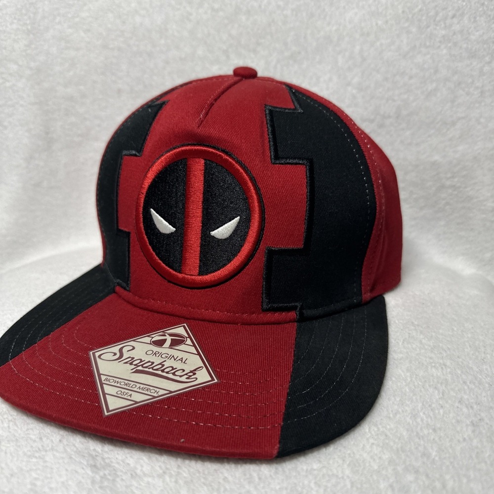 Original SnapBack Deadpool Hat Gently Used Missing Tag Marvel Comics